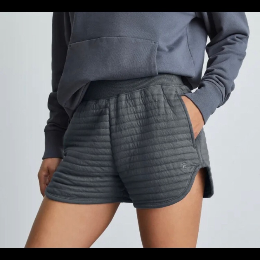 Everlane quilted shorts NWT!